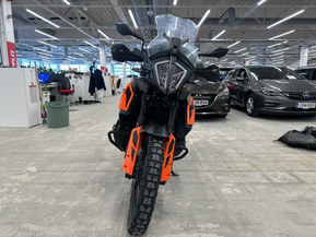 KTM 790