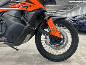 KTM 790