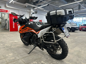 KTM 790