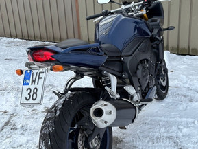 Yamaha FZ1-S
