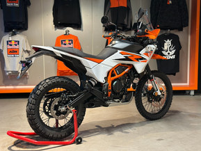 KTM 390