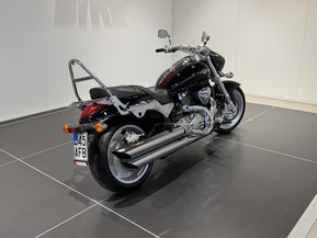 Suzuki Intruder