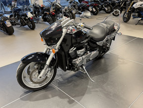 Suzuki Intruder