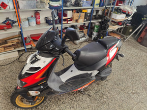 Aprilia SR