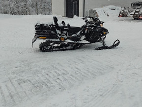 Ski-Doo Expedition