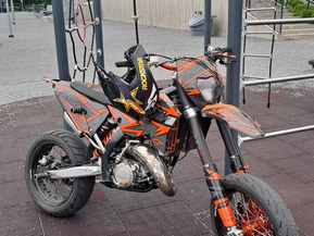 KTM 125