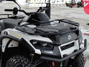 Can-Am Outlander