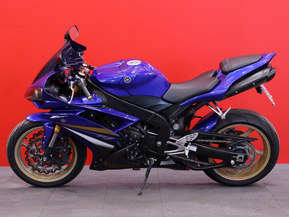 Yamaha YZF-R1