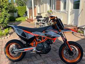 KTM 690