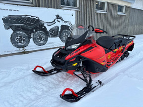 Ski-Doo Expedition