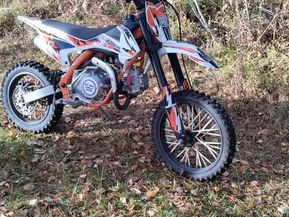 X-Motos Dirt Bike