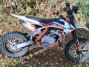 X-Motos Dirt Bike