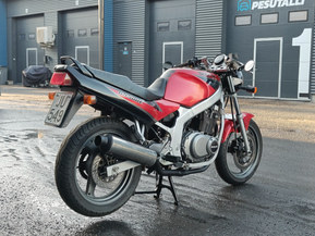 Suzuki GS