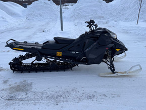 Ski-Doo Summit