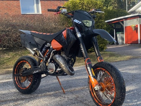 KTM 125