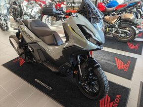 Honda ADV