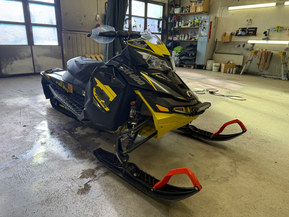Ski-Doo MX Z
