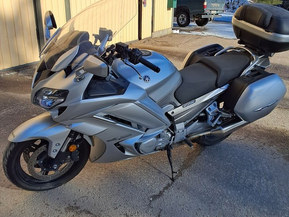 Yamaha FJR