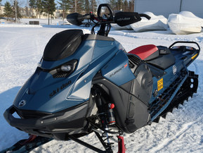 Ski-Doo Summit