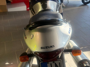 Suzuki GSX