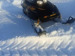 Ski-Doo Summit