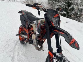 KTM 125
