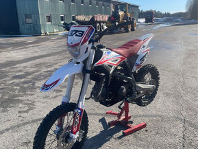 Muu merkki Muu malli