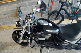 Suzuki Intruder