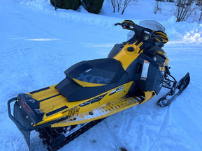 Ski-Doo MX Z
