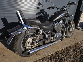 Suzuki Intruder