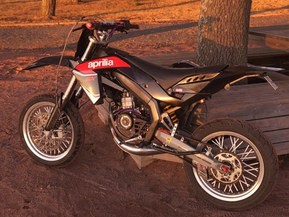 Aprilia SX