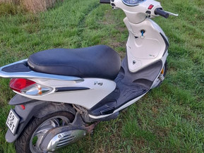 Piaggio Fly