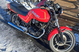 Suzuki GSX