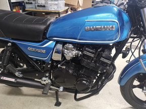 Suzuki GSX