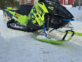 Arctic Cat Riot