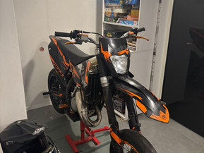 KTM 125