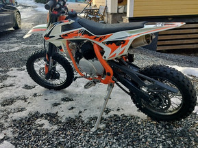 Muu merkki Muu malli