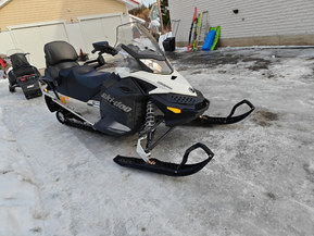 Ski-Doo Grand Touring