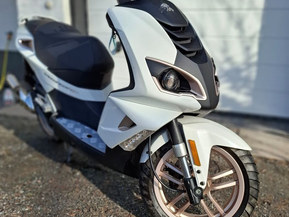 Peugeot Speedfight 4