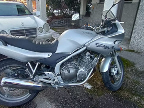 Yamaha XJ