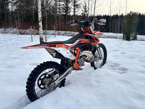 KTM 125