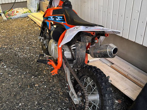 X-Motos Dirt Bike