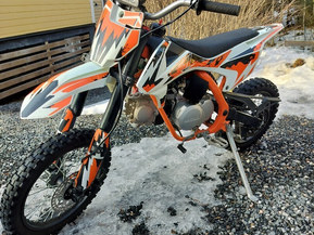 Muu merkki Muu malli