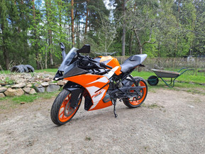 KTM 125