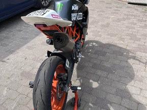 KTM 390