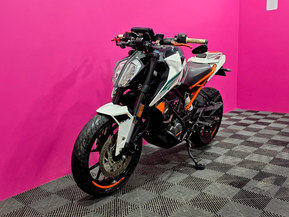 KTM 125