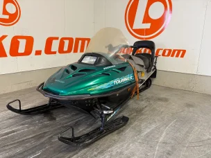 Ski-Doo Touring