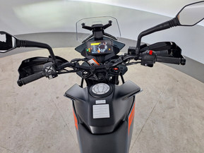 KTM 390