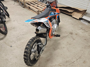 X-Motos Dirt Bike