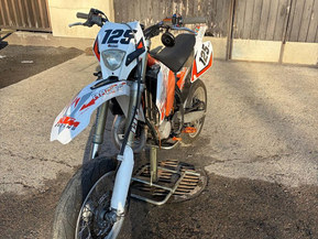 KTM 125
